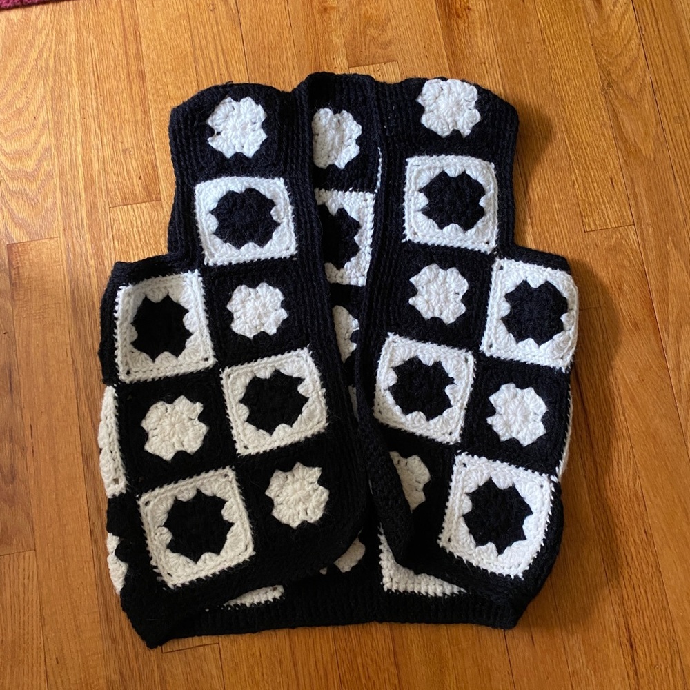Vintage crochet hand knit granny square vest